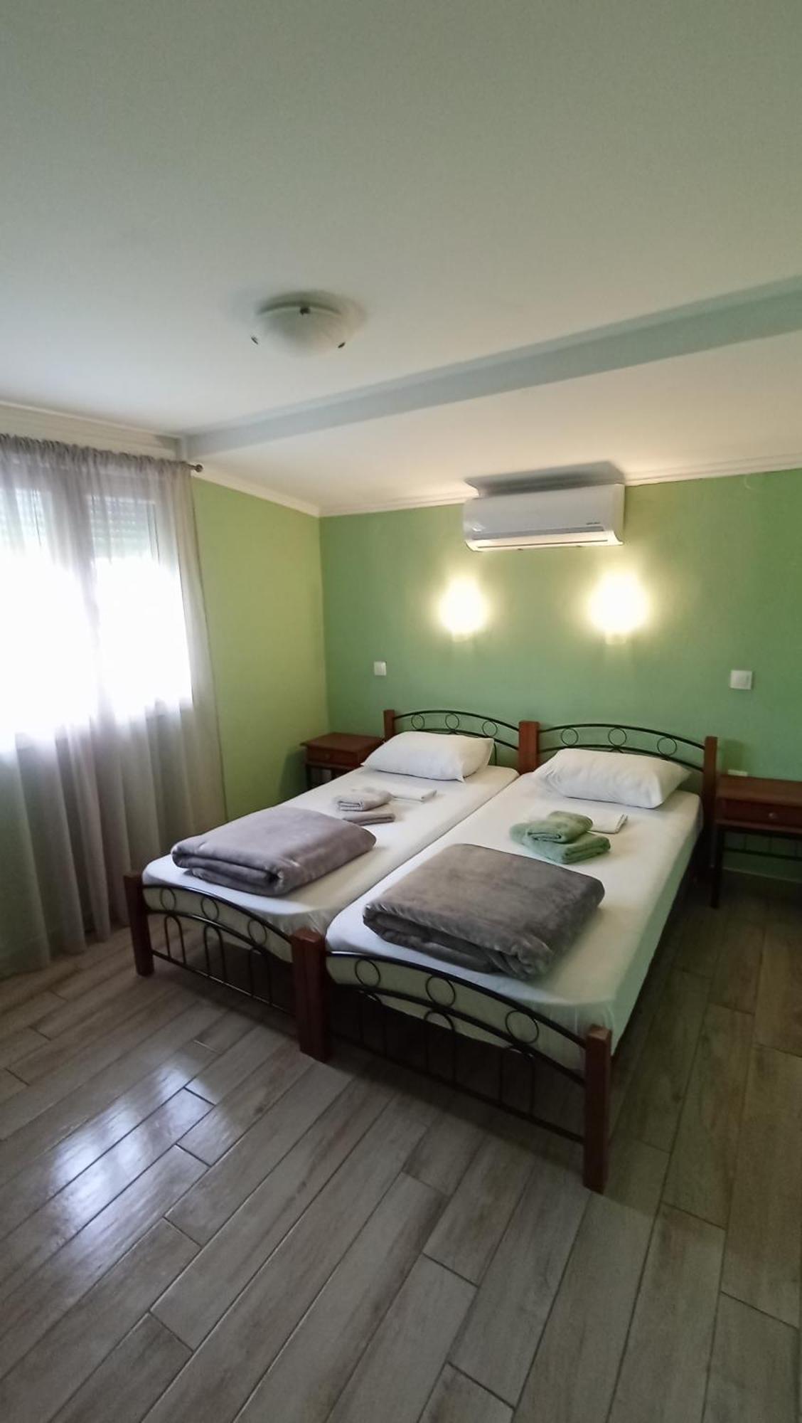 House Eugenia Apartment *